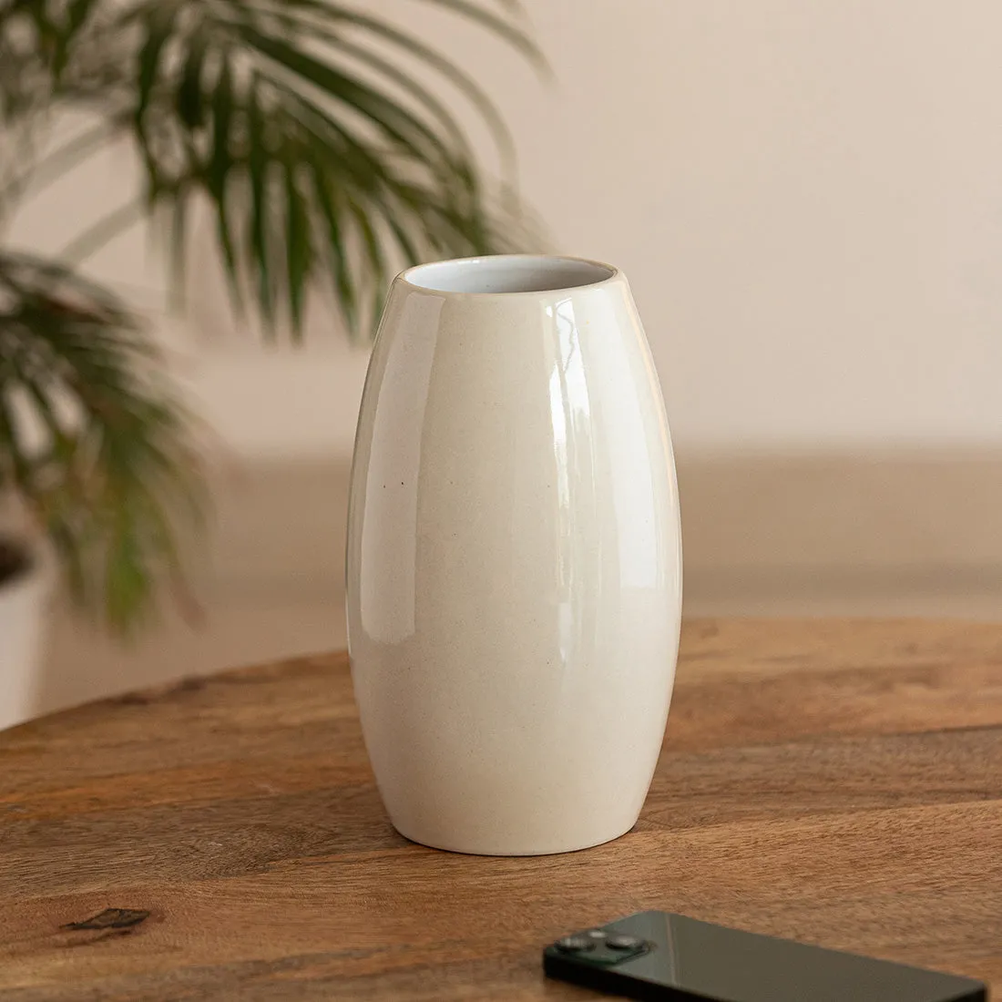 'Barrel Modern' Decorative Ceramic Vase (Handglazed Studio Pottery, 21.1 cm)