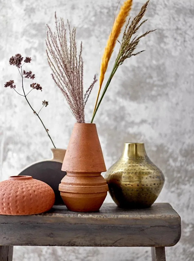 B/W Terracotta Vase - Lg Stripe