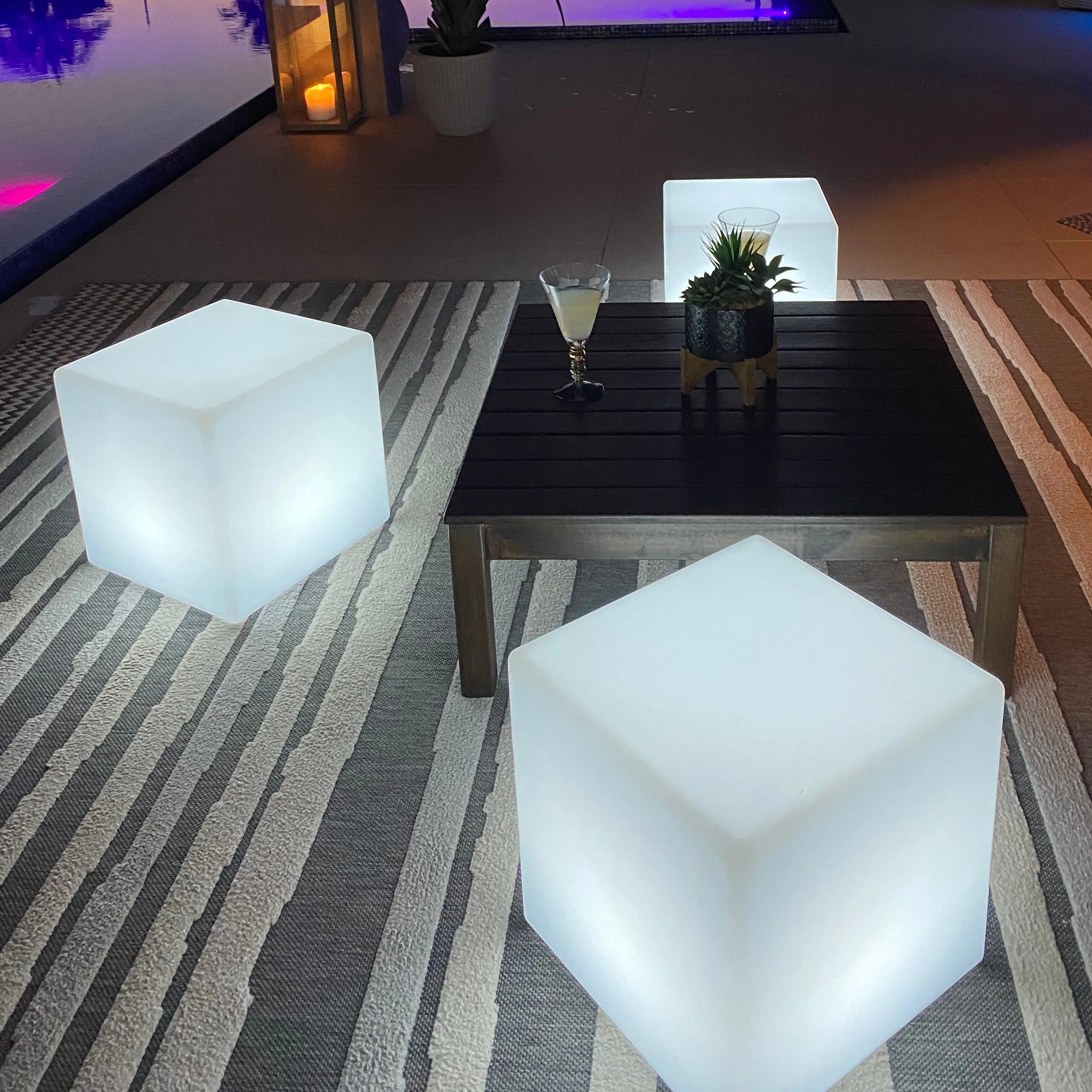 Cube Outdoor Bluetooth LED Floor Lamp