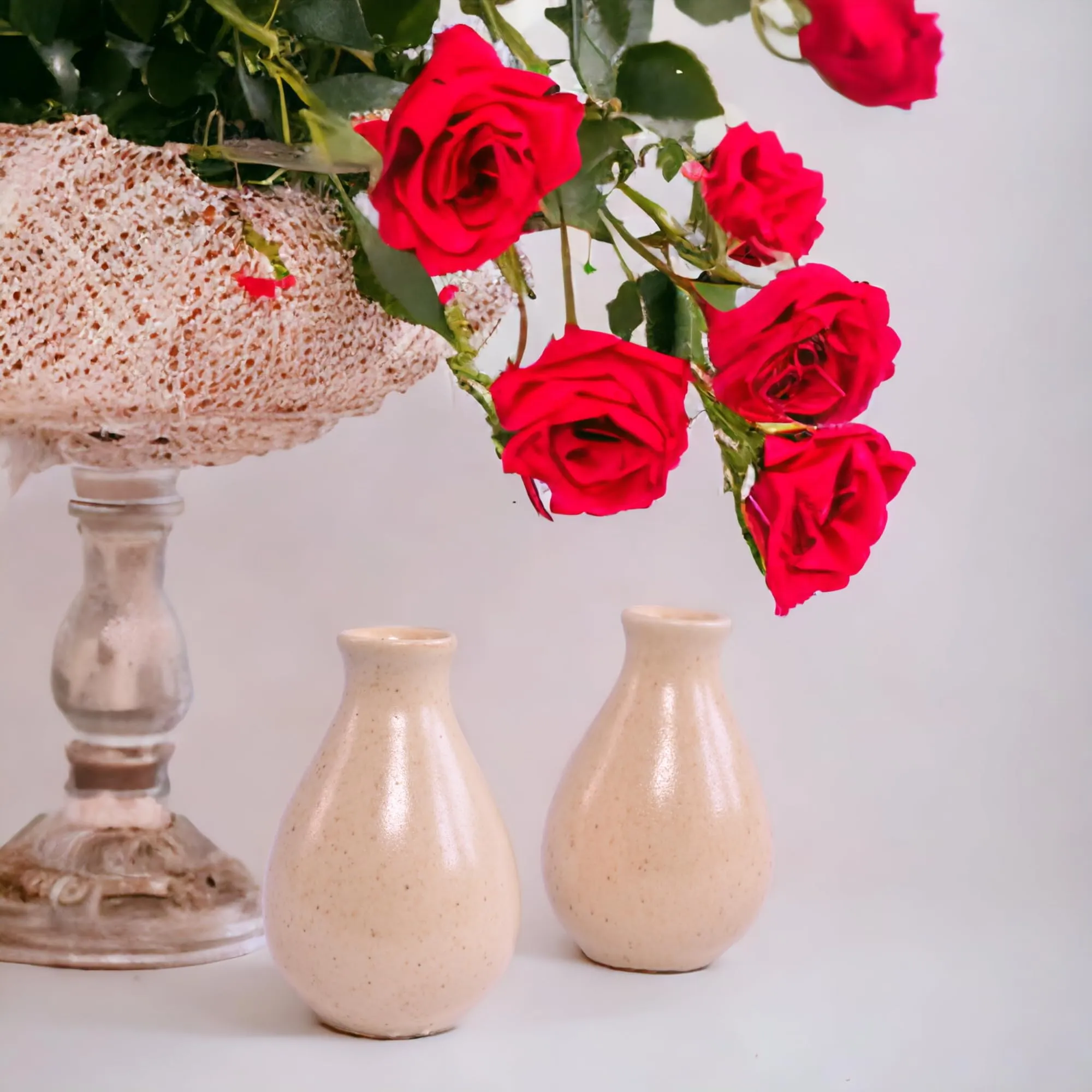 Globe decor, Beige Ceramic Small Vases for Home Decor 2 Pieces Center Table Bedroom Living Room Flower Vases for Home Décor Home Decorative Flower Vase Cream vases
