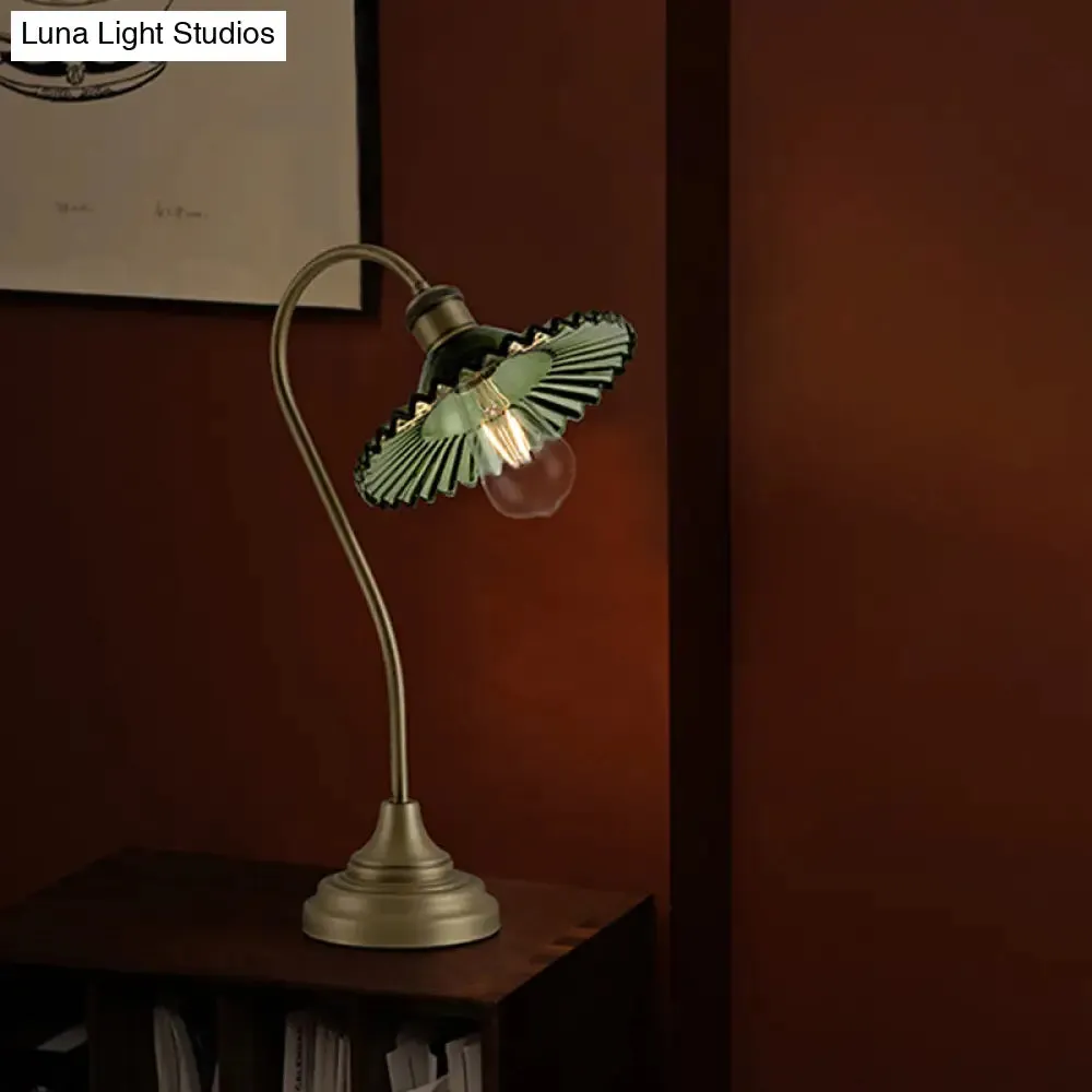 Green Metal Table Light with Crystal Shade - Rural Style 1-Light Lamp for Bedroom Nightstand