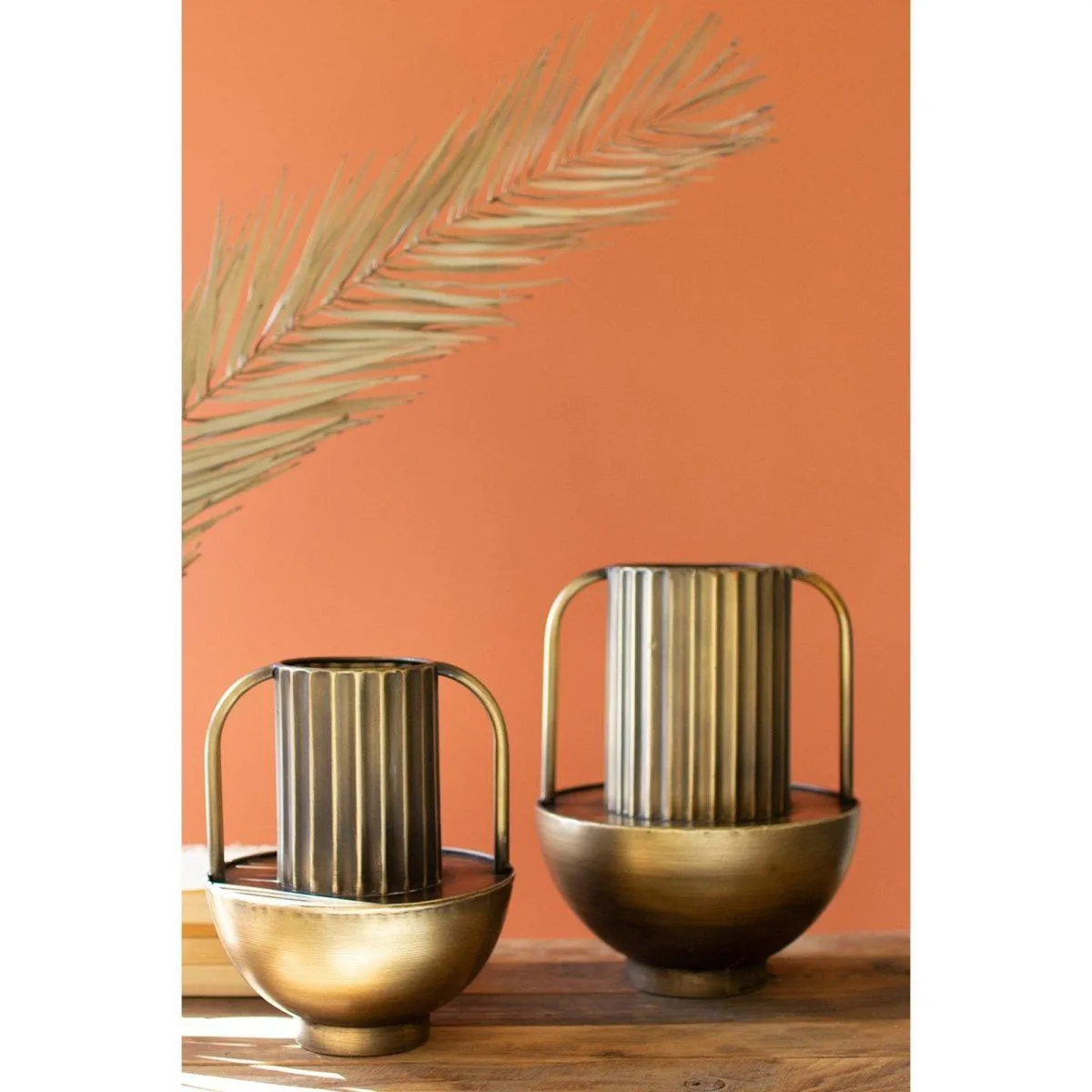 Kalalou - SET OF TWO METAL ANTIQUE BRASS VASES WITH HANDLES - CBB1125