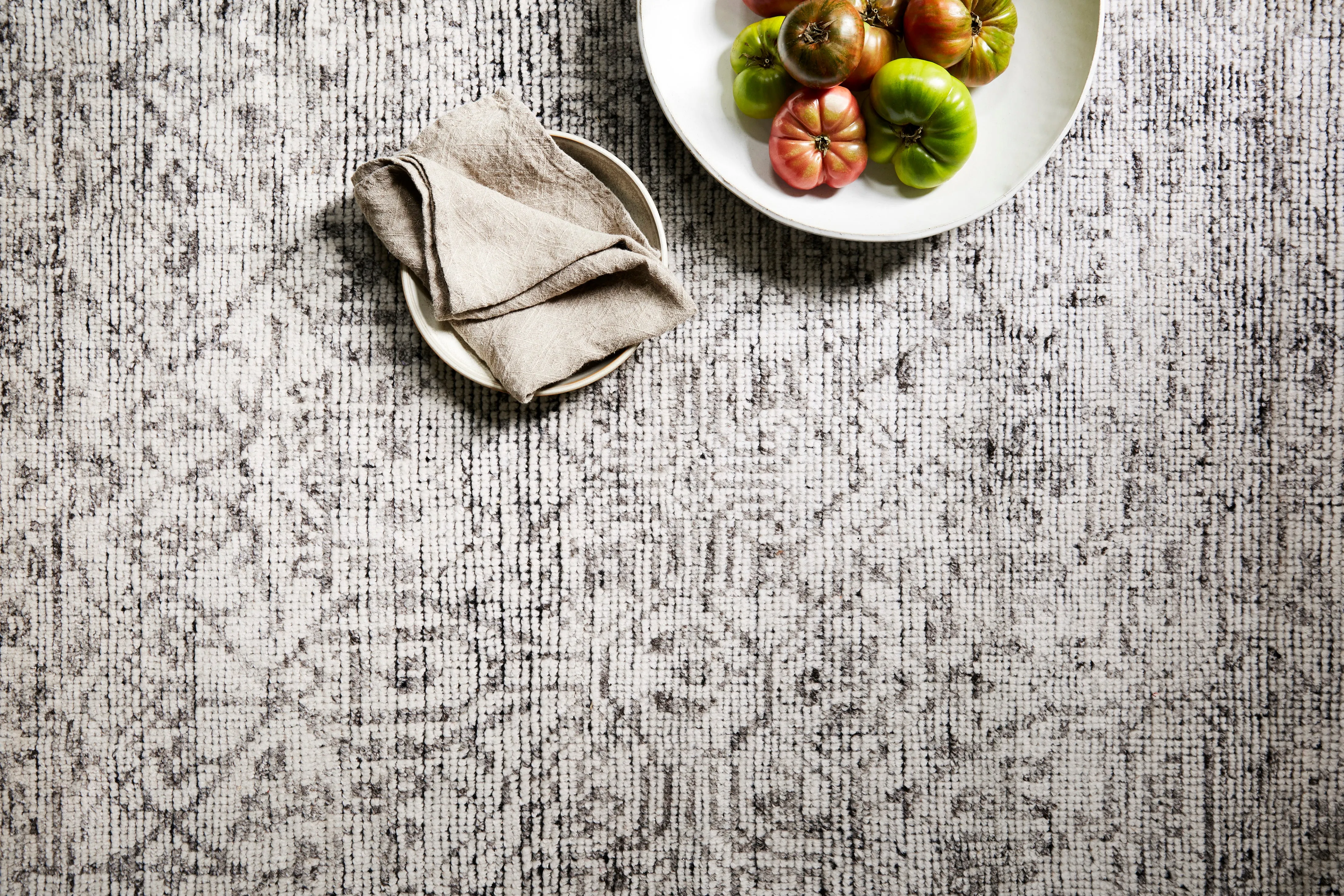 Loloi Amara Ivory / Taupe Rug