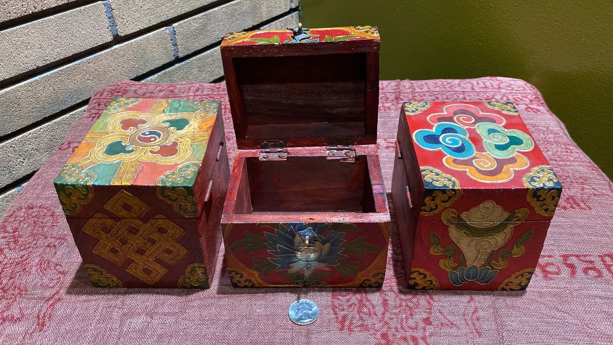 Lotus Flower Relief-Painted Wooden Box (S)