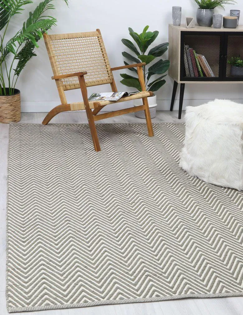 Natura Wool Fog Beige Chevron Rug 120x170 cm