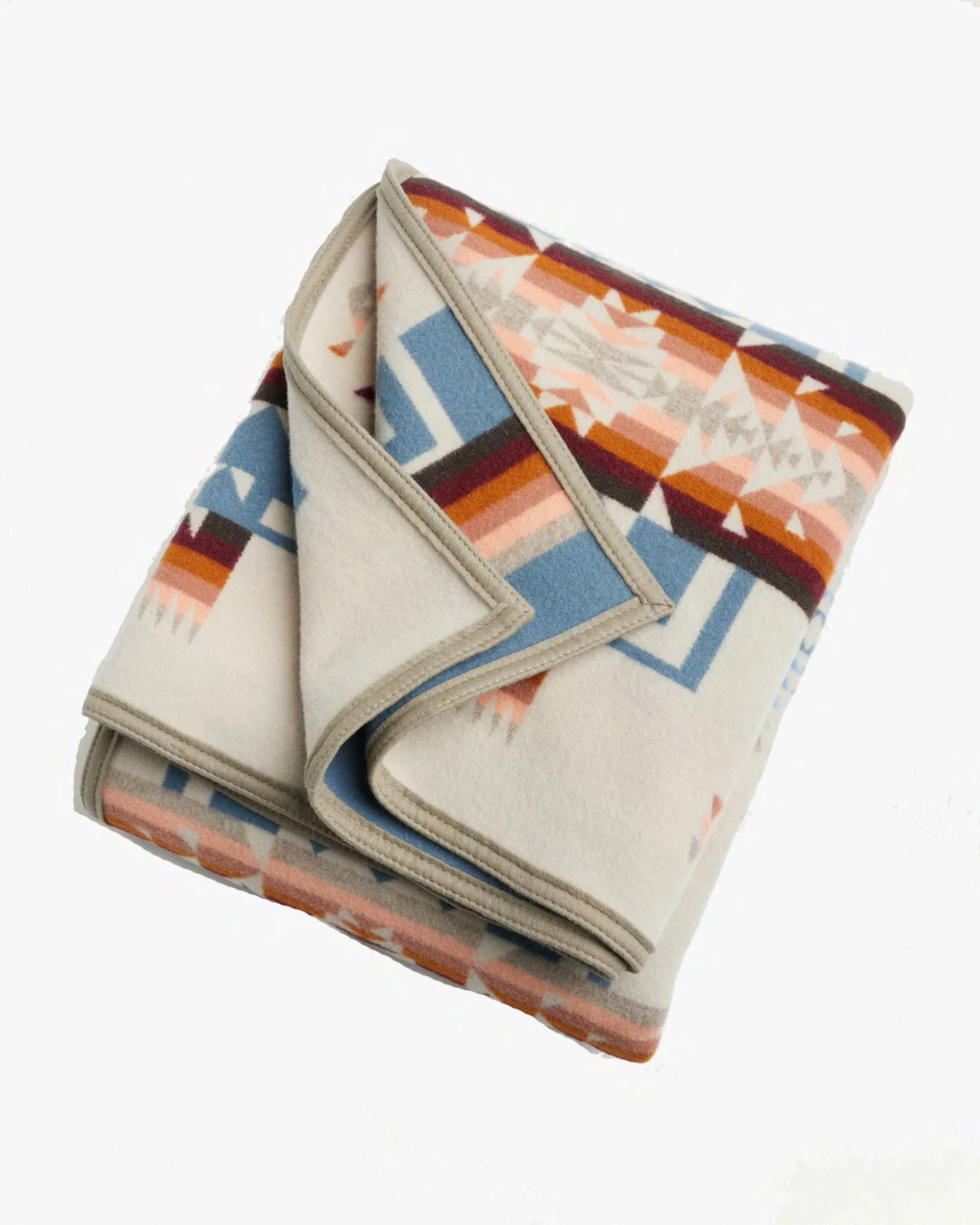 Pendleton Chief Joseph Jacquard Robe Blanket - Rosewood