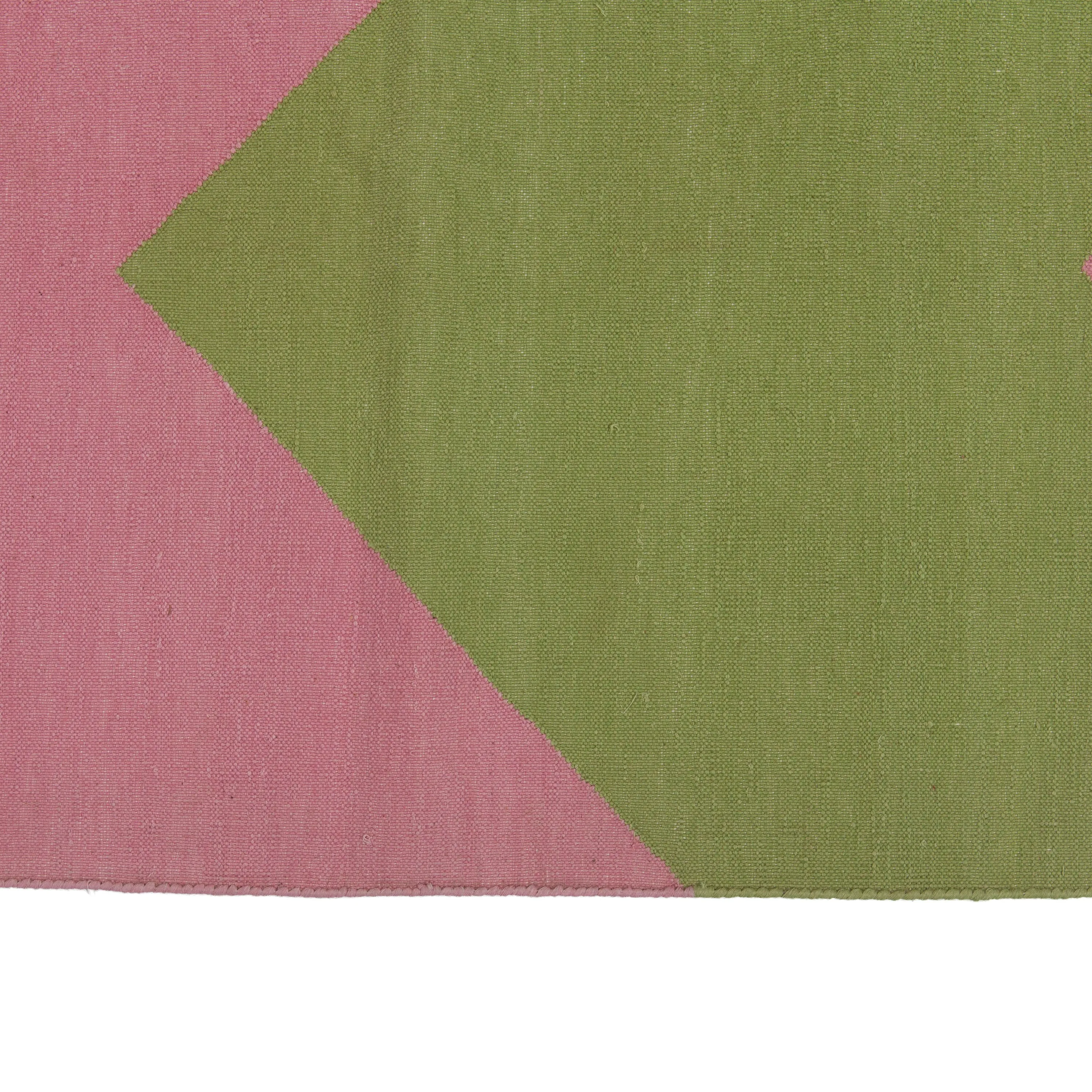 Pink & Green Chevron Dhurrie Cotton Rug - 7'10" x 9'10"