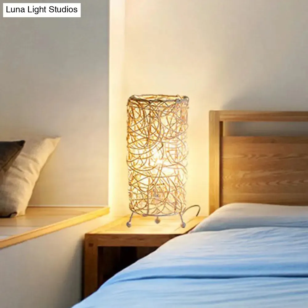 Rattan Cylindrical Table Lamp: Modern Style, Single-Bulb Nightstand Lighting for Living Rooms