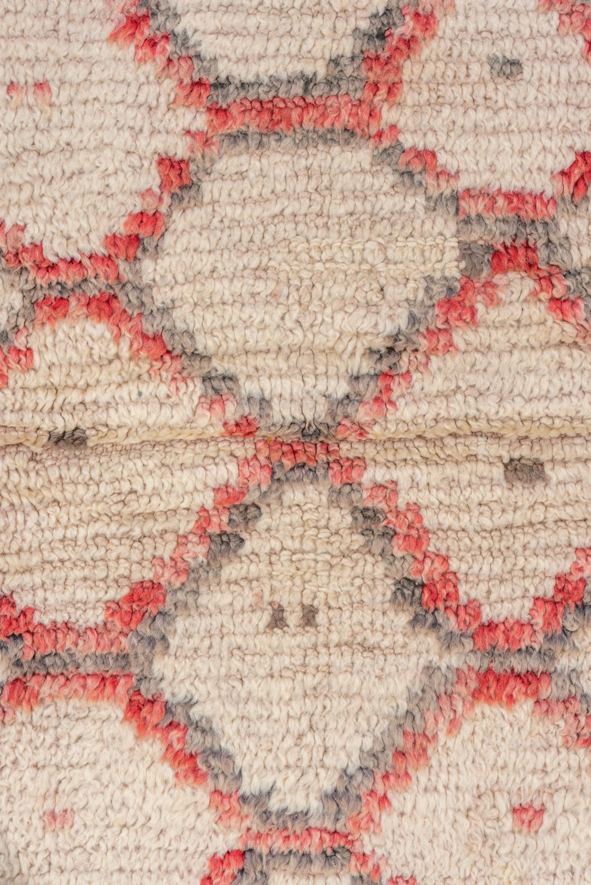 Vintage Moroccan Beni Rug - 4’10 x 6’10